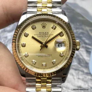 Two-tone Jubilee bracelet and concealed Crownclasp on the Datejust 126233