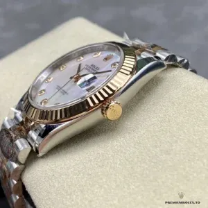 Caseback of the Datejust 126331 with Oystersteel screw-down construction