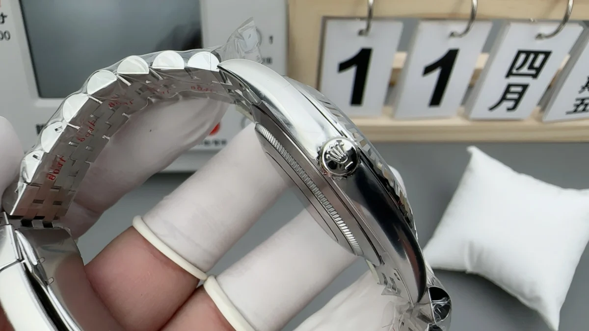 Replica Rolex Datejust m126334-0012 41mm - Image 4