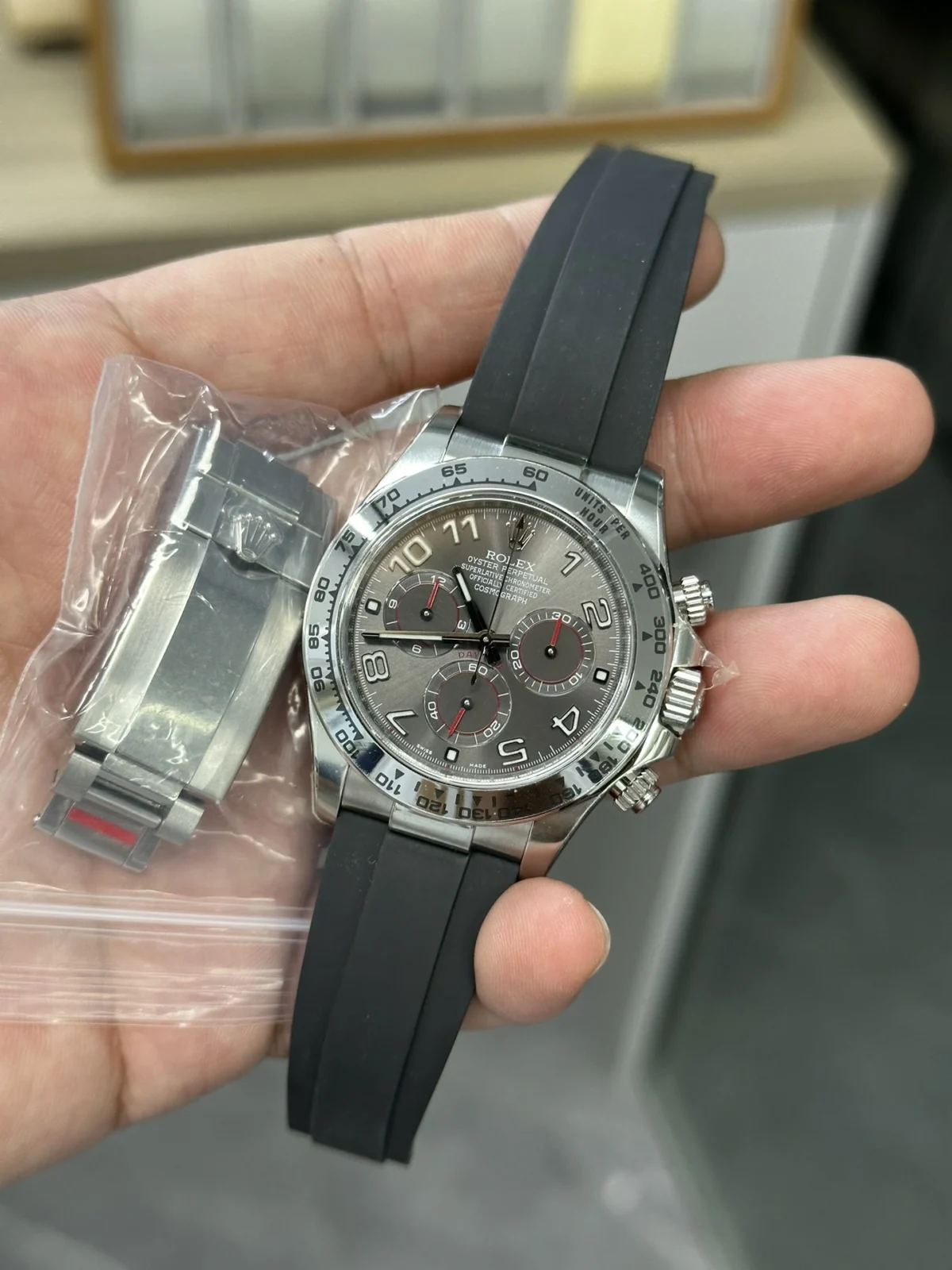 Replica Rolex Daytona 116519 40mm Oysterflex - Image 6