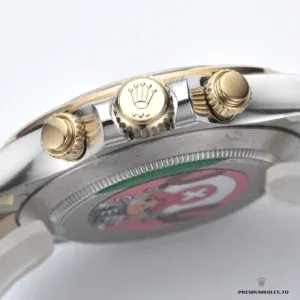 Daytona 116523 full bracelet stretch showing two-tone pattern
