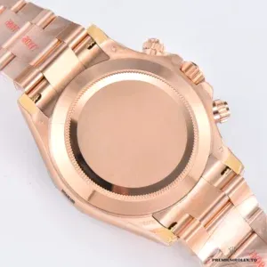 Rolex Daytona 116505 bracelet drape on a flat surface