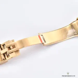 Replica Rolex Daytona 116508 Oysterlock clasp with Easylink extension in yellow gold plating