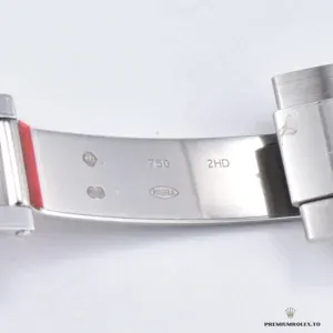 Diamond markers catching light against the nacre Daytona dial surface