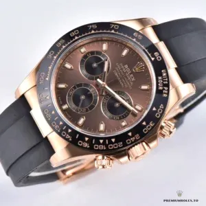 Oysterflex bracelet and Oysterlock clasp on the Everose Daytona
