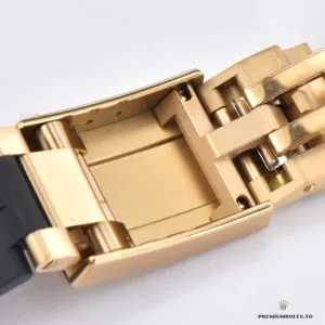 Caseback view of the Rolex Daytona 116518LN yellow gold model