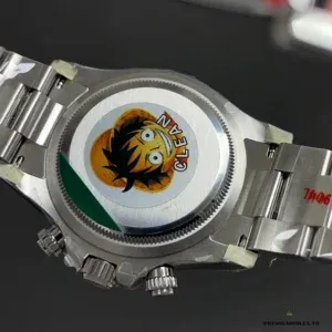 Close-up of black Cerachrom tachymeter bezel on the 126500LN