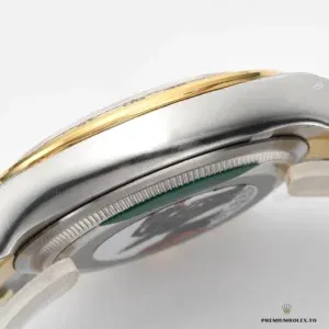 Two-tone Oyster bracelet links alternating steel and gold plating