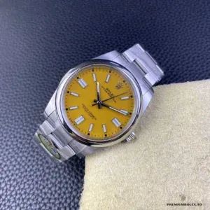 Rolex Oyster Perpetual 124300 crown and case side angle