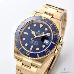 Submariner 126618LB with blue dial and blue bezel, gold-plated case, on a white background