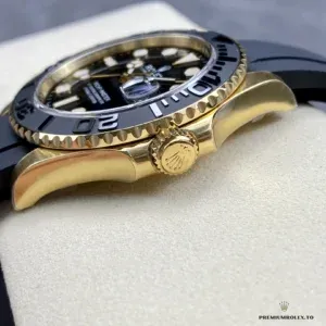 Oysterflex bracelet and Oysterlock clasp on the Yacht-Master 226658