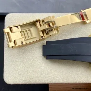 Yacht-Master 226658 side profile showing 42mm gold-plated case and raised bezel
