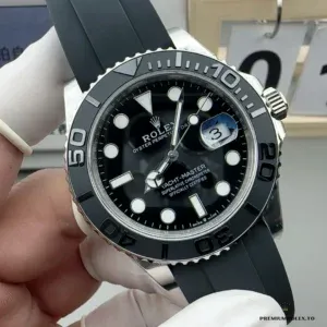Crown and case side detail on the Yacht-Master 226659 in white gold plating