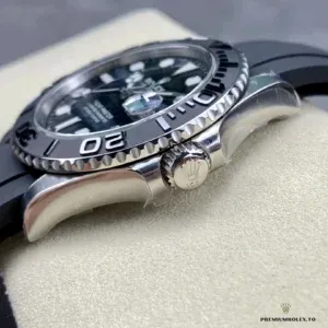 Oysterflex bracelet and Oysterlock clasp on the white gold 226659