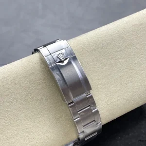 Explorer II 226570 side profile showing 42mm Oystersteel case and fixed 24-hour bezel