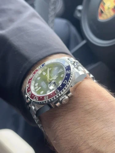 Replica Rolex GMT-Master II 40mm Dial Black 126710BLRO Jubilee “Pepsi”