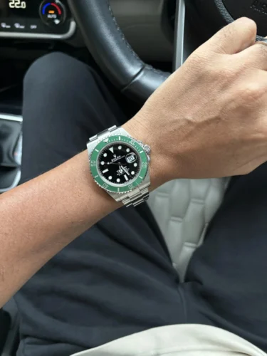 Replica Rolex Submariner 126610LV 41mm Black Dial