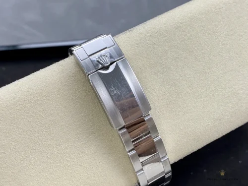 Replica Rolex GMT-Master II 116710BLNR-0002 40mm - Affordable Luxury Fake Timepiece