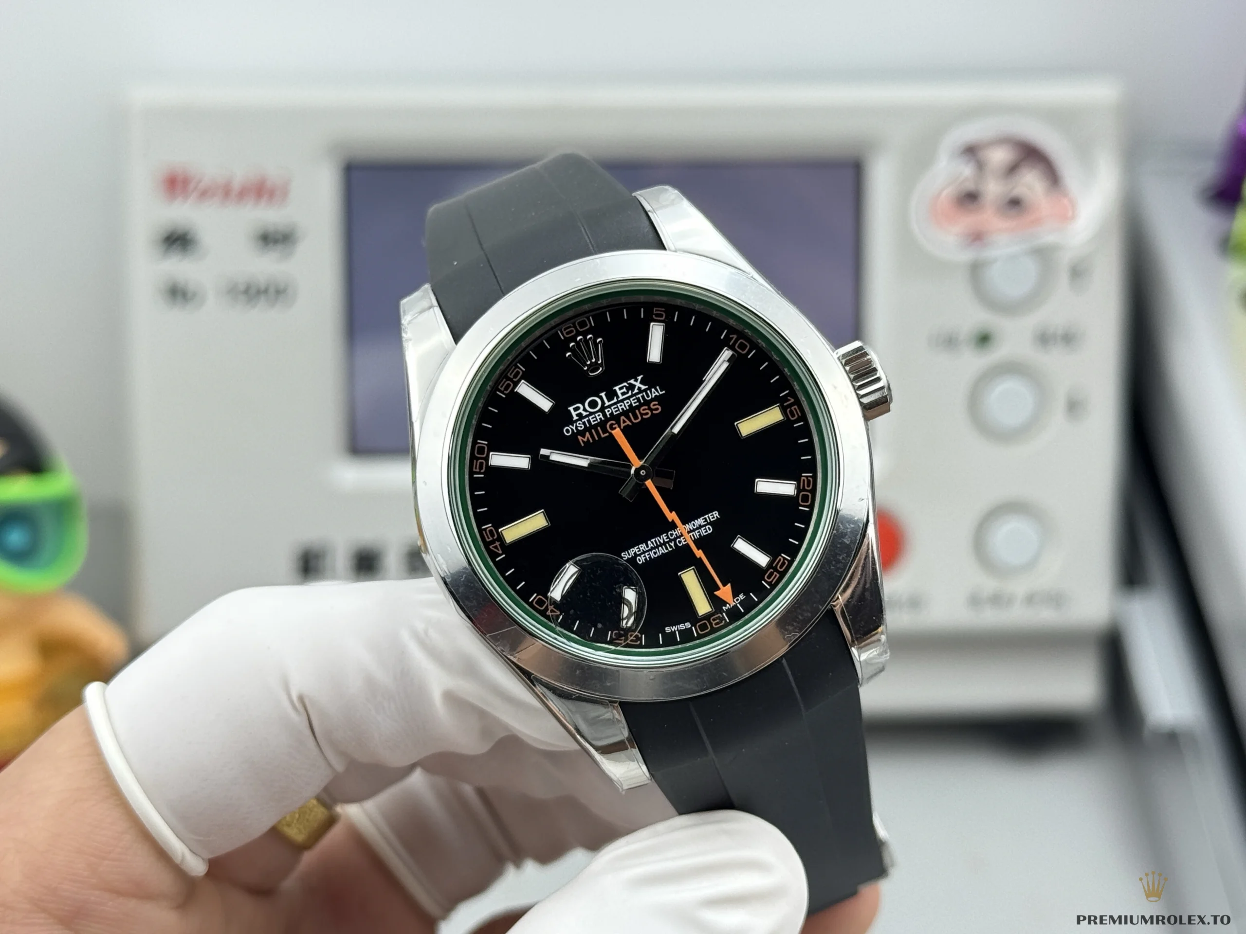 Fake Rolex MILGAUSS 40mm 116400GV - Top-Tier Swiss Replica Watch