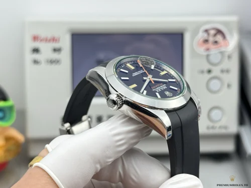 Fake Rolex MILGAUSS 40mm 116400GV - Budget Luxury Replica Watch