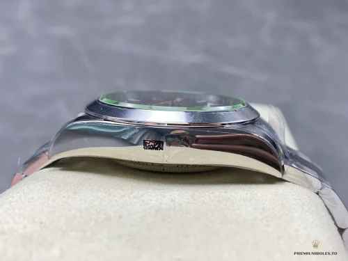 Super Clone Rolex Milgauss 40mm Black Dial 116400GV - Budget Luxury Replica Watch