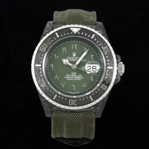 Side profile of the green Arabic Sea-Dweller showing 43mm case