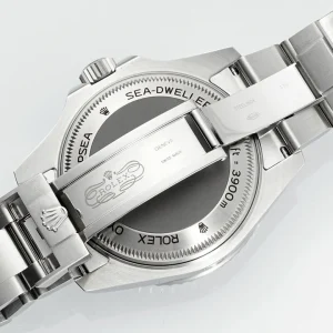 Helium escape valve at nine o'clock position on the 126600 case