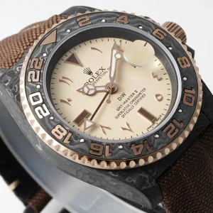 Ceramic 24-hour bezel insert detail on DiW carbon edition