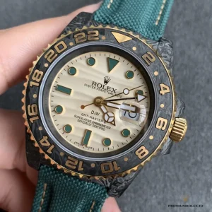 GMT-Master II Carbon Fiber green fabric strap texture and stitching detail