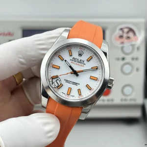 Milgauss 116400 bracelet view showing Oysterflex strap and deployant clasp