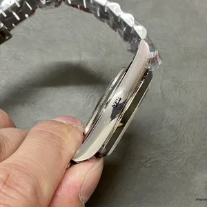 Day-Date 228206 Crownclasp and bracelet end links
