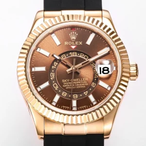 Sky-Dweller 336235 showing Oysterflex bracelet and rose gold-plated Oysterclasp