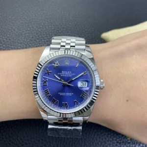 Three-quarter angle highlighting bezel and Roman numeral alignment