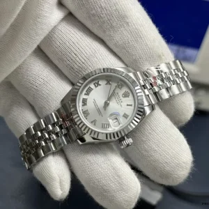Rolex Datejust 279174 on wrist showing 28mm ladies' proportions
