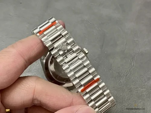 Fake Rolex Day-Date 40mm 228206 Olive Green Arabic Dial - Top-Tier Swiss Replica Watch