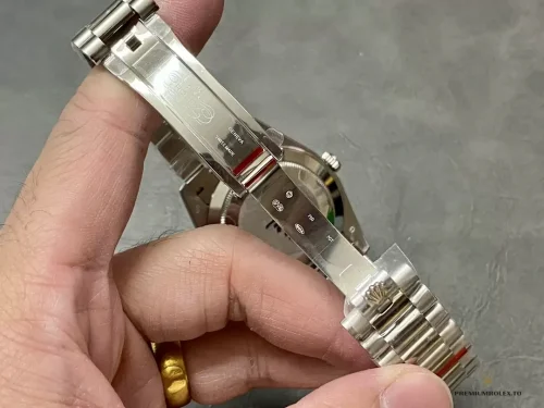 Fake Rolex Day-Date 40mm 228206 Olive Green Arabic Dial - High-Grade Replica Watch