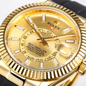 Side profile of 326238 highlighting 42mm gold-plated case thickness and crown