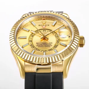 Sky-Dweller 326238 showing Oysterflex rubber bracelet and gold-plated Oysterclasp