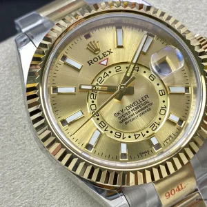 Crown side view of Sky-Dweller 326933 showing Twinlock crown system