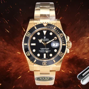 Lug detail and bracelet attachment on Rolex Submariner 116618LN yellow gold