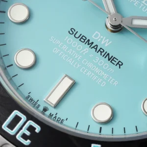 Black Cerachrom bezel detail with platinum numerals on Submariner 116610