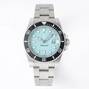 Side profile of Submariner 116610 Tiffany with brushed and polished case finish