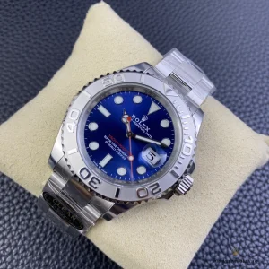 Caseback view of the 40mm Oystersteel Yacht-Master case