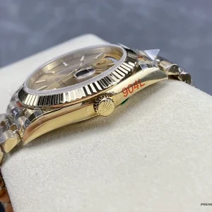 Day-Date 228238 on wrist showing bracelet fit and proportions