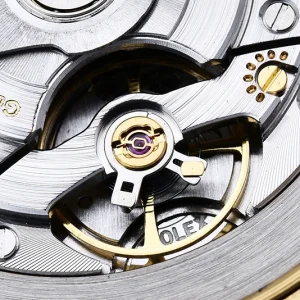 Replica Day-Date 40mm white dial and gold-plated bracelet deployed flat
