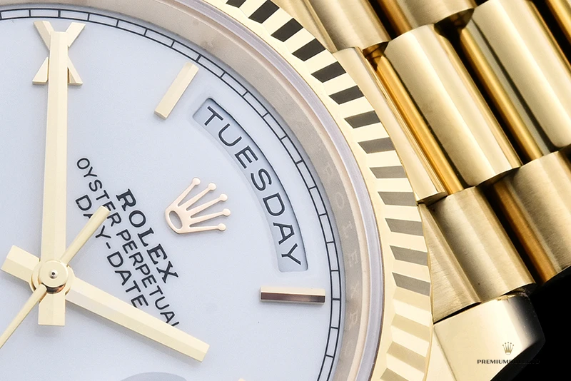 Replica Rolex Day-Date 40 mm White Dial Yellow Gold M228238-0042 - 1:1 Swiss Replica Watch