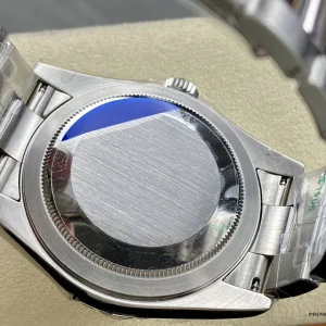 Crown side of Sky-Dweller 326934 with screw-down winding crown detail